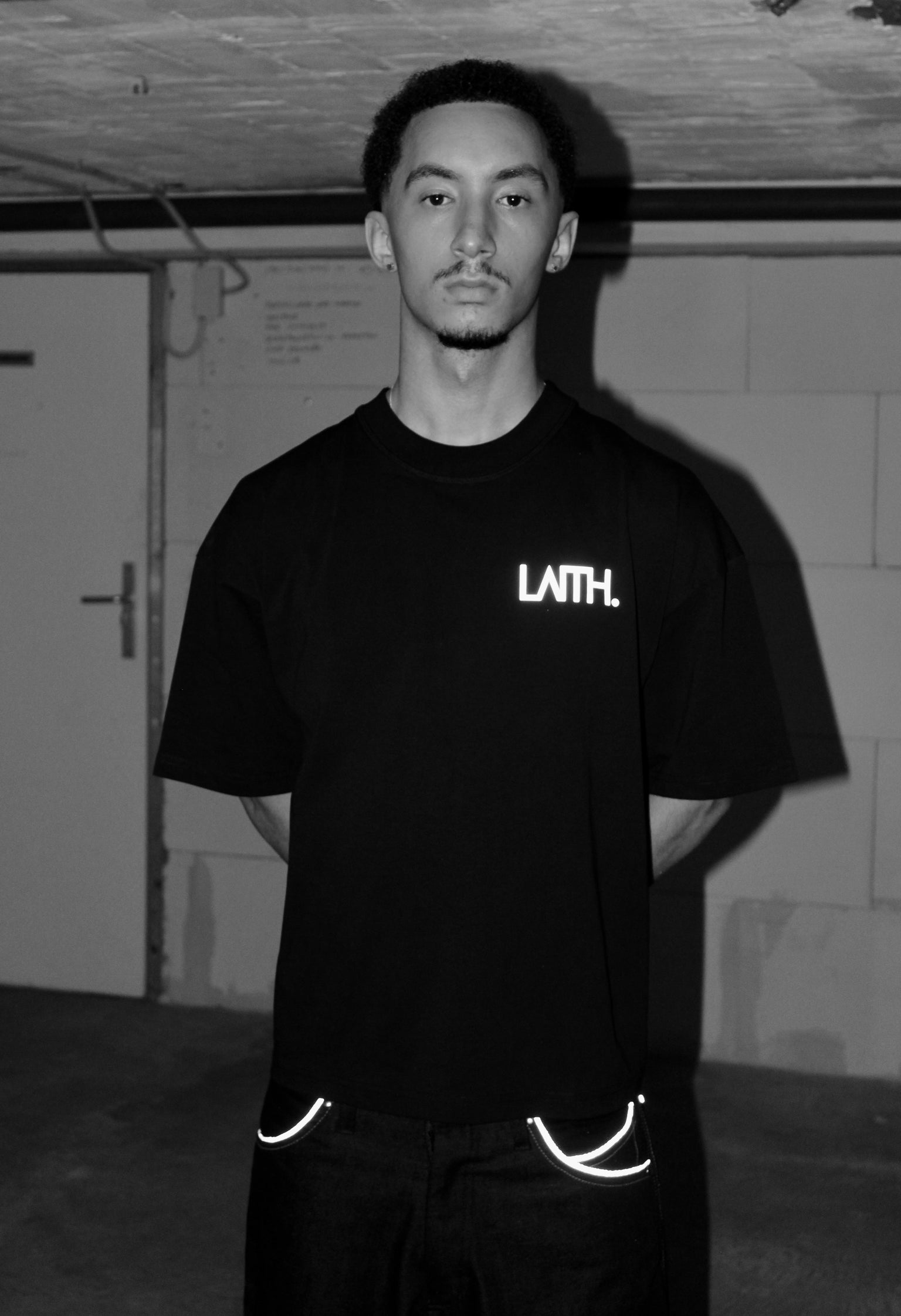 LM 1.0 DUAL REFLECTOR T